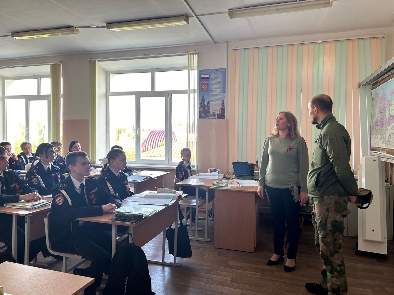 Встреча кадетов с солдатом Российской Армии.
